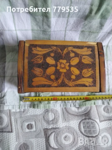 СТАРА ДЪРВЕНА КУТИЯ, снимка 2 - Други ценни предмети - 50529477