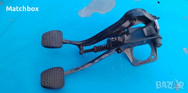 Конзола с педали за Мерцедес 124, снимка 3 - Части - 51666720