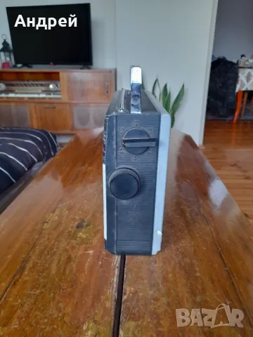 Старо радио,радиоприемник ВЕФ,VEF 222, снимка 4 - Антикварни и старинни предмети - 48757731