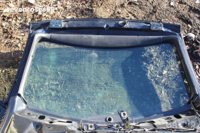 Заден капак Форд Фокус 1 2001 Ford Focus, снимка 11 - Части - 48521754