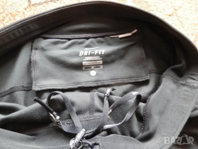 Nike дамски клин, снимка 2 - Клинове - 49542011