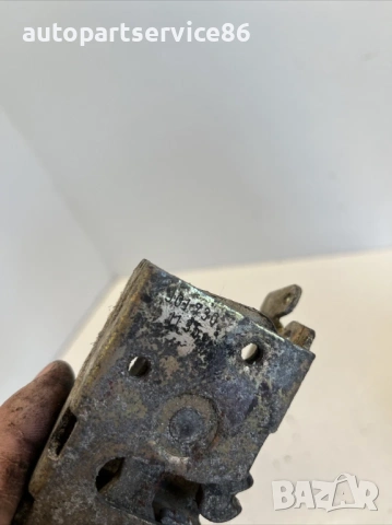 Заключващ механизъм за задна врата за Mercedes VW LT Sprinter (2004) A9017301135, снимка 2 - Части - 54204778