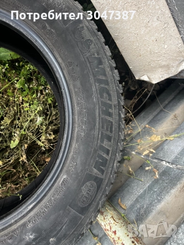 Зимни Гуми Мишелин 225/60/16, снимка 4 - Гуми и джанти - 52035129