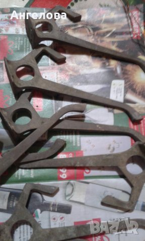 Бронзови закачалки, снимка 4 - Закачалки - 31412096