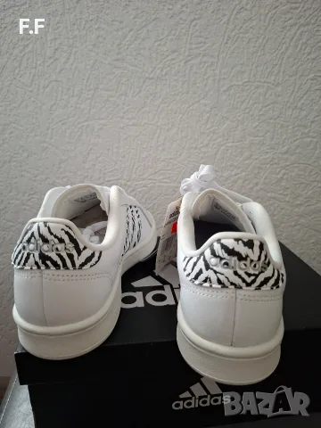 Adidas-Чисто нови!, снимка 2 - Маратонки - 56140687