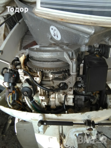 Продавам извънбордов д-л Johnson 25HP, в добро състояние, внос от Италия, снимка 5 - Воден транспорт - 44512729