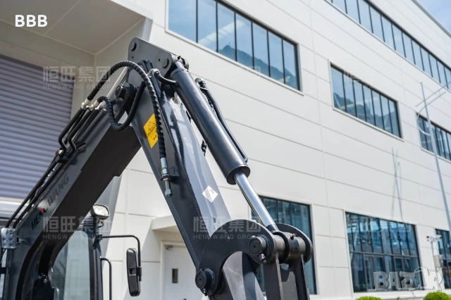 Продавам багер Hengwang HW 26, снимка 13 - Индустриална техника - 53217164