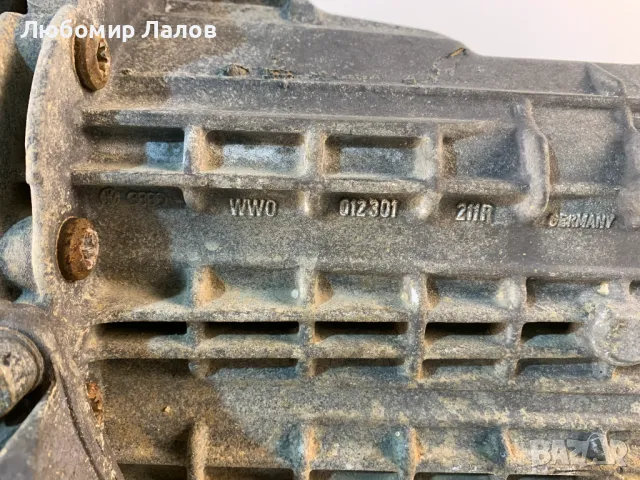 Скоростна кутия Audi S4 A4 B5 (8D2) 1.8T 012301211R , снимка 2 - Части - 49901519