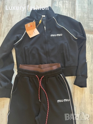 Дамски спортен комплект Miu Miu, снимка 3 - Комплекти - 52463526