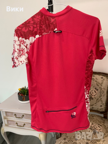 Спортна тениска в размер S, снимка 9 - Тениски - 44614340