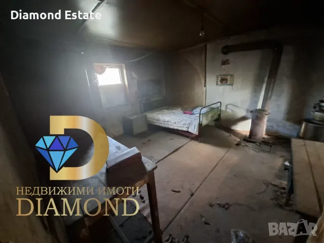 Двуетажна къща в село Езерово, общ. Първомай, снимка 5 - Къщи - 56172198