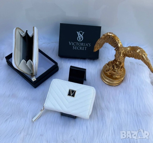 портмонета в кутя victoria's secret, снимка 4 - Портфейли, портмонета - 51450831