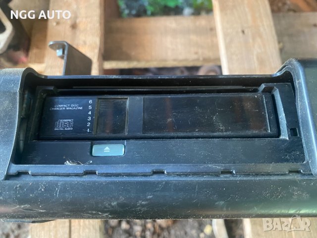 CD Changer, сд чейнджър, PHILIPS 6 DISC CD DC012, снимка 4 - Части - 40879698