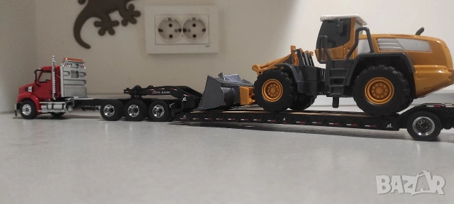 Метален колекционерски модел 1:50, снимка 8 - Колекции - 53308060