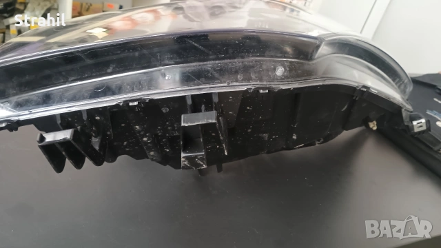 Ляв фар за Renault Scenic III, снимка 13 - Части - 54140355