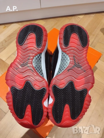 Маратонки Air Jordan 11, black and red, 40 номер, 25см ! НОВИ !, снимка 3 - Маратонки - 53301979