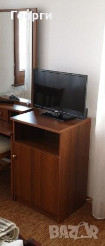 Гардероб и нощно шкафче, снимка 2 - Спални и легла - 29555383