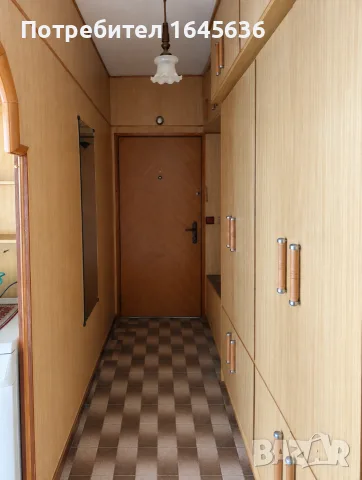 Продава  тристаен апартамент, снимка 2 - Апартаменти - 55795745