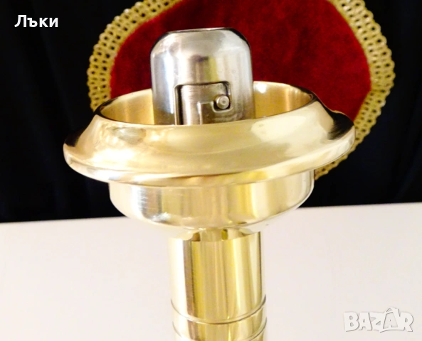 Бронзов свещник с механизъм 26 см.,580 гр. , снимка 3 - Антикварни и старинни предмети - 54101683