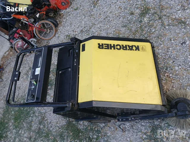 Професионална акумулаторна метачна машина Kärcher KSM 900 B (+ зарядно) 