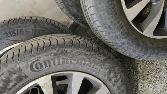 4 бр. 215 65 17 летни гуми Continental Premium Contact 6