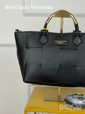 Дамска чанта в черно Valentino creations , снимка 3 - Чанти - 55730285