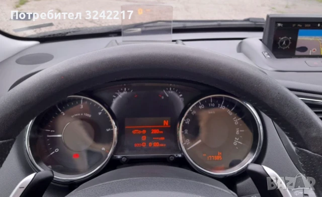 Peugeot 5008 1.6 HDi E, снимка 13 - Автомобили и джипове - 50579250