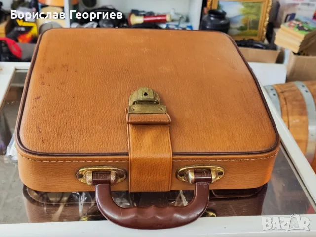 Пишеща машина Hermes Baby 1958 г, снимка 9 - Антикварни и старинни предмети - 48675766