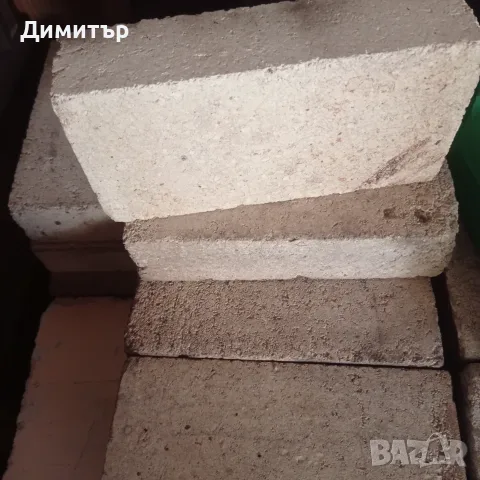 Огнеупорни тухли големи 60 броя 