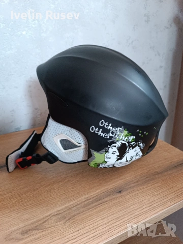 Ски каска размер М 54-57 см