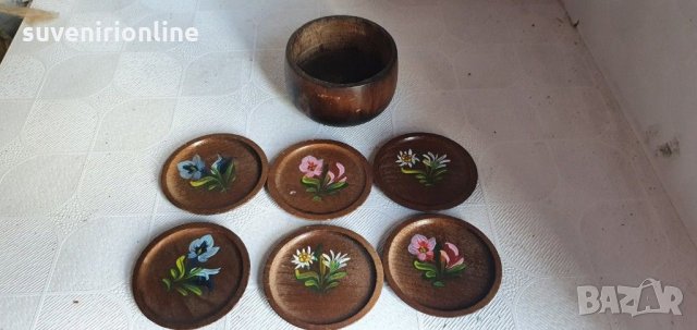 Поставки за чаши