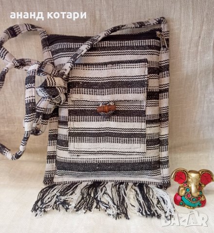 Малки чанти тъкани с ресни- 1 - 9 , снимка 3 - Чанти - 38377671