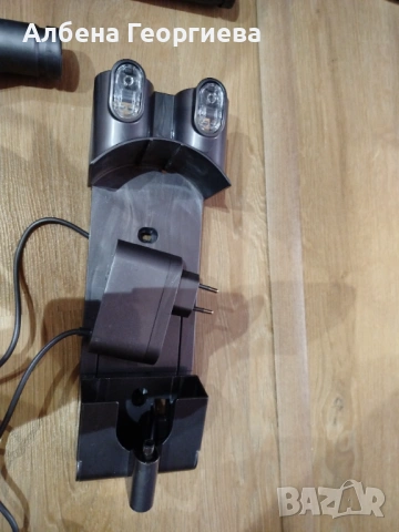 Електрически прахосмукачки "DYSON ", снимка 9 - Прахосмукачки - 53095096