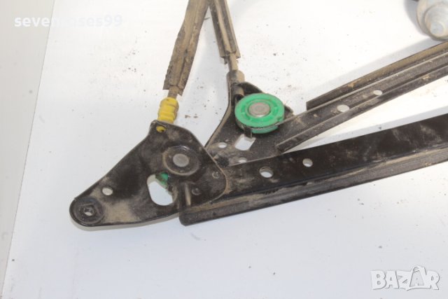 Мотор с механизъм стъклоповдигач задно дясно Фолксваген Шаран 2002 Сеат Алхамбра VW Sharan Seat Alha, снимка 2 - Части - 44202511