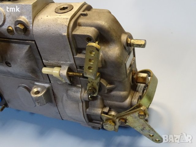 Горивно нагнетателна помпа Ricard Bercic RSV 200-1050/10B 323FD 6-цилиндъра, снимка 3 - Резервни части за машини - 42221852