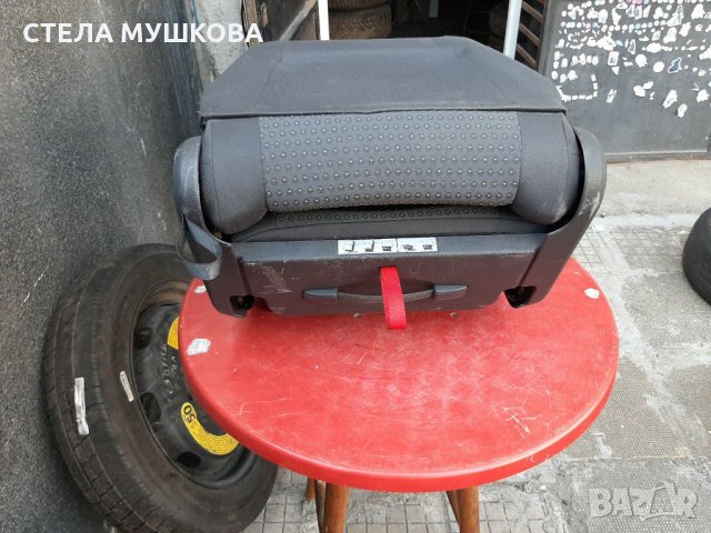 Седалки за Тюран - VW , снимка 6 - Части - 29152801