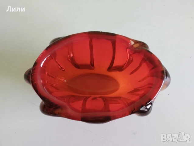 Пепелник от ураново червено стъкло , снимка 3 - Други - 51132017