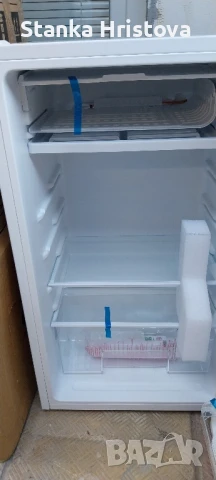 Хладилник Klastein  90 L за Ремонт. , снимка 5 - Хладилници - 50606133