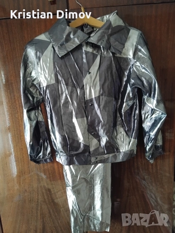 Оригинален дамски атрактивен абитуриентски костюм CHRISTIAN DIOR