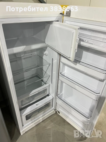 Ретро хладилници SMEG, снимка 6 - Хладилници - 51704425
