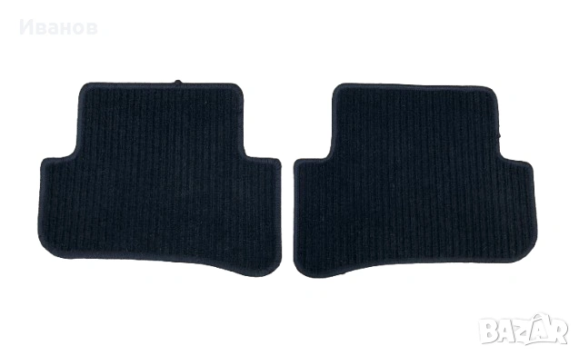 Оригинален комплект от четири черни мокетни стелки за автомобил Mercedes-Benz. , снимка 3 - Аксесоари и консумативи - 54051909