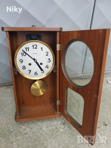 Стенен часовник Metron, снимка 2 - Стенни часовници - 51634457