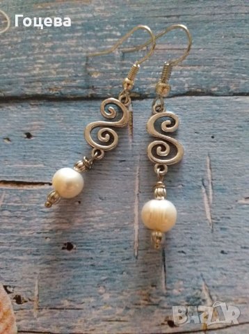 Красиви обеци с Истински Перли и нежни орнаменти в цвят Сребро., снимка 2 - Обеци - 29821610