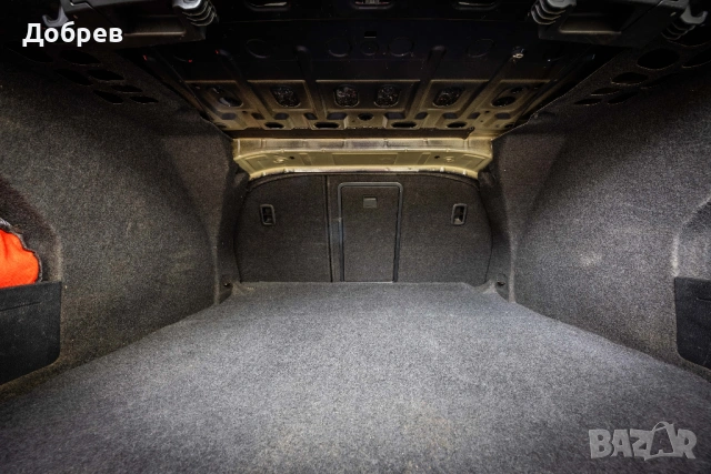 VW Passat B7 140hp DSG HighLine ДОГОВАРЯНЕ, снимка 9 - Автомобили и джипове - 54006040