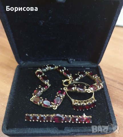 Златен Комплект с гранат , снимка 6 - Бижутерийни комплекти - 38997534