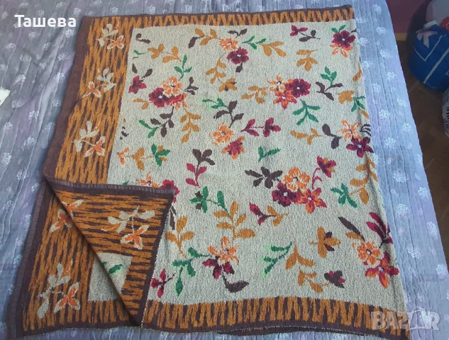 Красиво одеало 210см на 115см , снимка 1