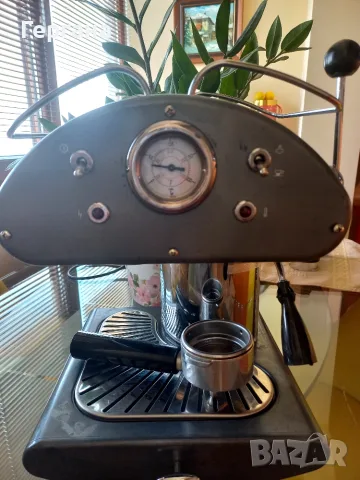 Ретро кафемашина TCM / Ariete Cafe Retro 1385 – за части или ремонт