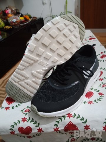 Nike Air Max Thea, снимка 8 - Маратонки - 31148374