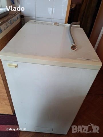 Стара пералня Luxomat работеща 