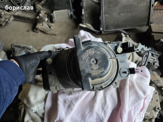 Десен фар за Ауди 80 , снимка 4 - Части - 52618758